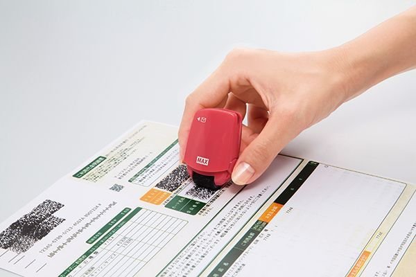 画像3: 一人二役！レターオープナー付きの個人情報保護用ローラー式スタンプ【スタンプコロレッタ】 (3)